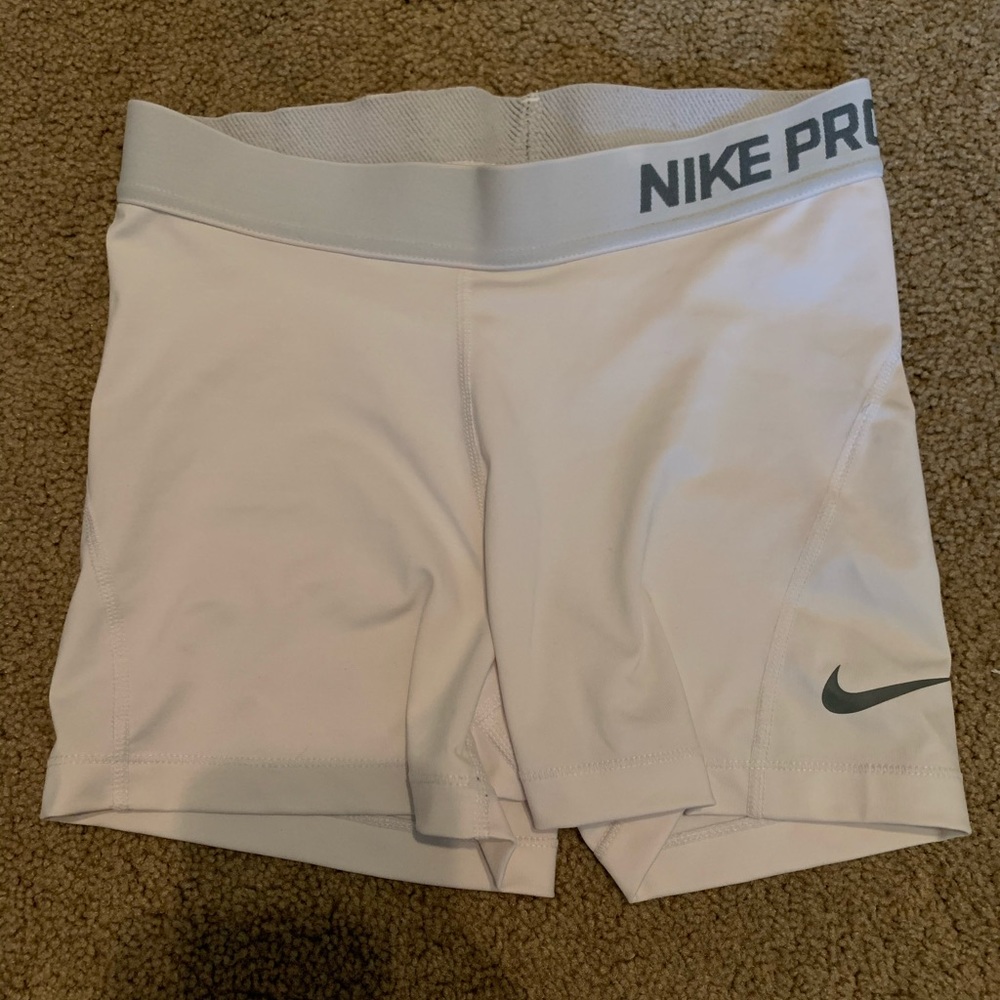White Nike Pro Spandex